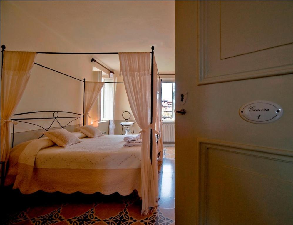 Bed And Breakfast Evelina Лукка Экстерьер фото